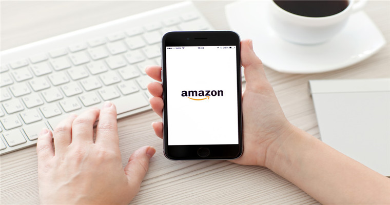 What are Amazon's advertising skills for cross-border information?
