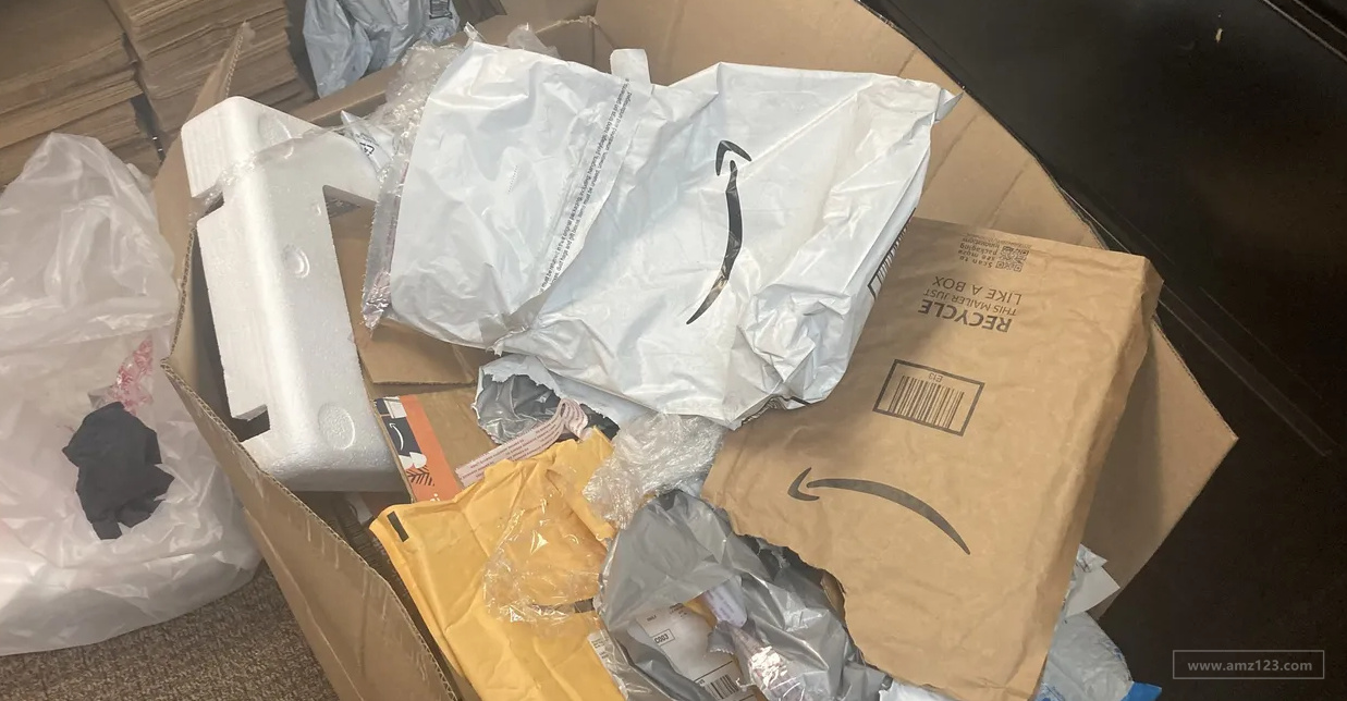 跨境电商物流跨年夜发现近600个亚马逊包裹被盗！警官：都是圣诞礼物