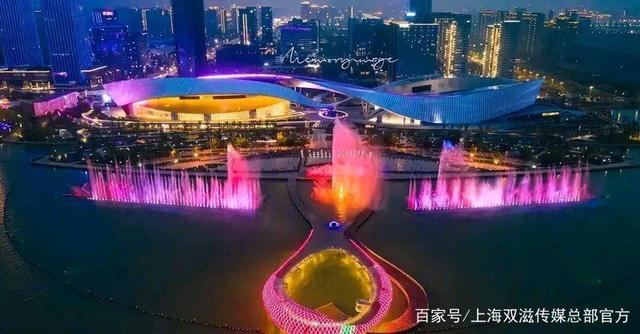 suzhou achieved 1589.1 billion foreign trade from january to august this year, and the tourism market in suzhou during the national day holiday is booming