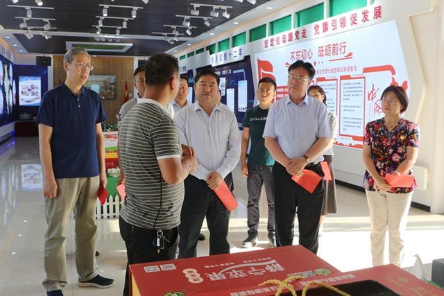 ma xueli, chairman of gansu provincial committee of china council for the promotion of international trade, and his party came to our county to investigate foreign trade work