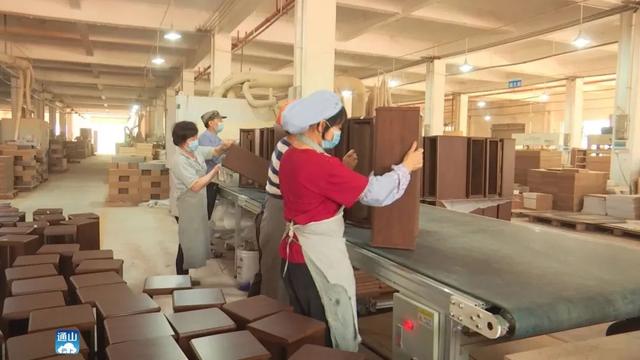 tongshan hongmao wood industry: foreign trade + network, business opportunities in crisis