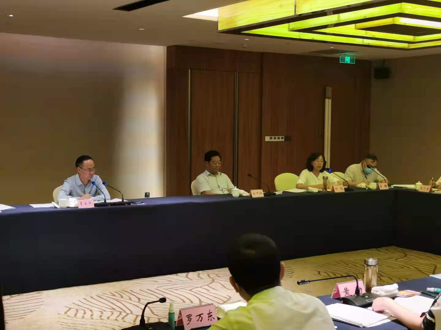 special commissioner fu yan went to yibin and nanchong to attend the symposium on stabilizing foreign trade growth and promoting development in southern sichuan and northeastern sichuan, and participated in the research