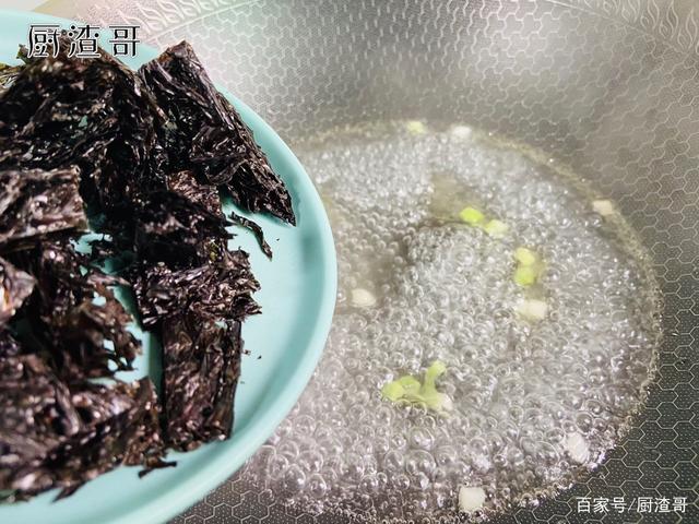 鲜香四溢的虾皮紫菜汤，制作简单，口感清爽