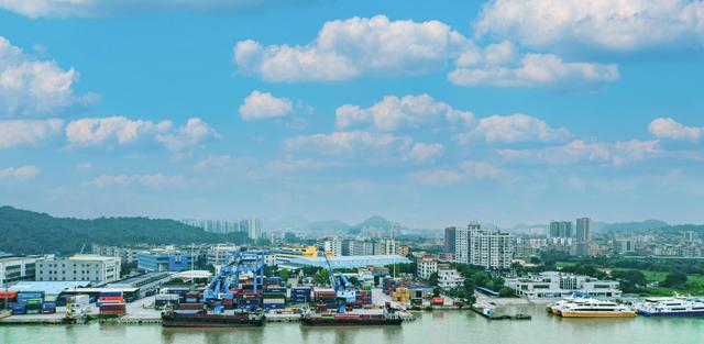 an increase of nearly 50%. in the first half of this year, the total import and export value of panyu district was 61.08 billion yuan