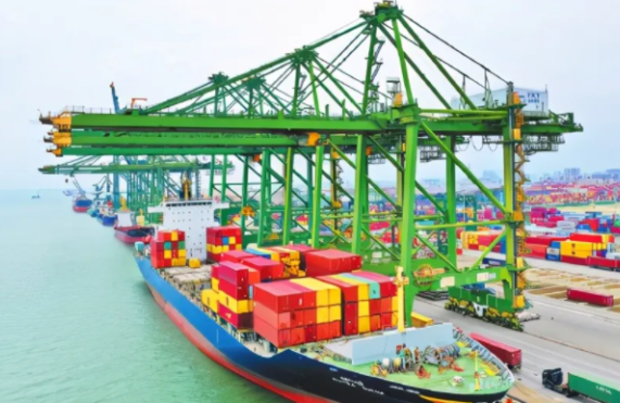 the cross-border e-commerce in jiangyin port comprehensive protection zone of fuzhou free trade area broke 10 million tickets for the first time