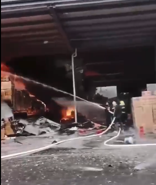 跨境资讯突发！福田物流园发生爆炸，现场货物烧成碎片……