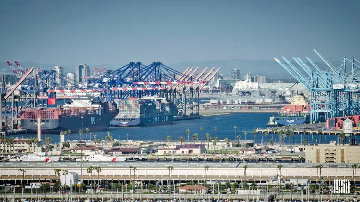 跨境电商平台缺货卖家急了！美国热门FBA仓库关闭，集装箱船停遍海面