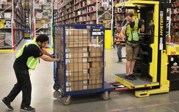 1594801506285221.png 跨境电商平台亚马逊为仓库工人开设社区诊所