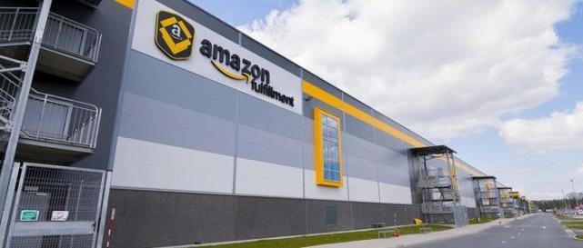 跨境电商物流亚马逊又有新动作!接连上线Amazon Warehouse攻占百亿美元市场，卖家如何抢占先机？