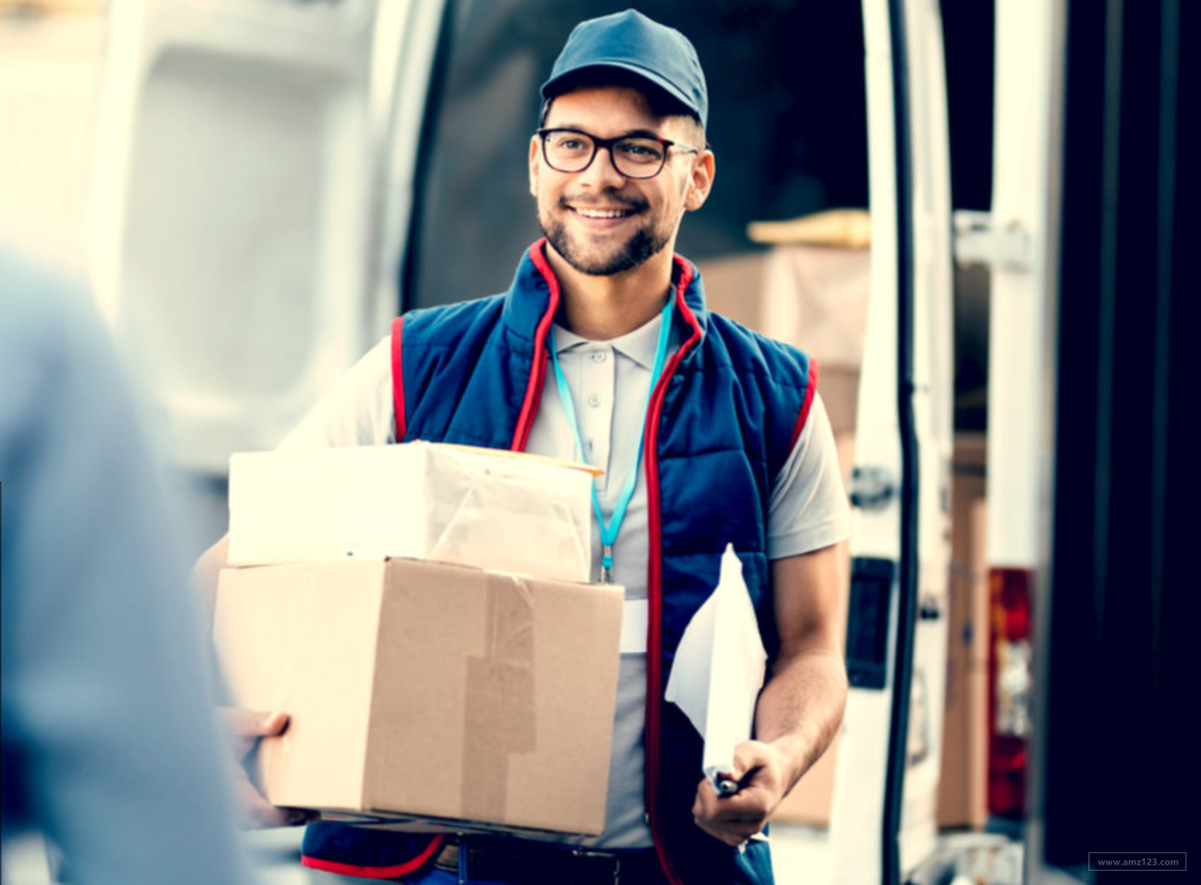 出海俄罗斯零售商Leomax推出线上商店!日卖15000单!