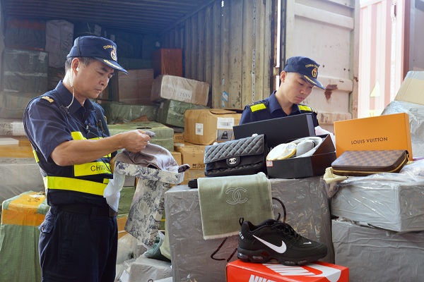 跨境电商物流损失了几个亿，深圳“龙腾行动”查扣侵1398万余件侵权货物！