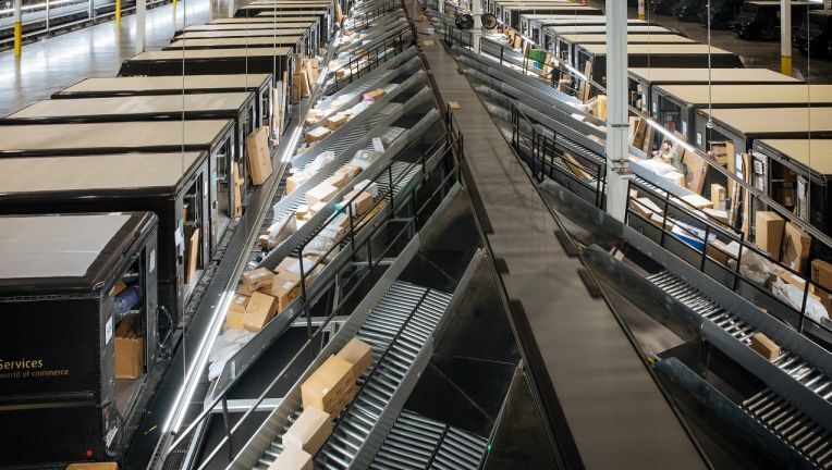 出海又涨了！UPS再次提高包裹旺季附加费